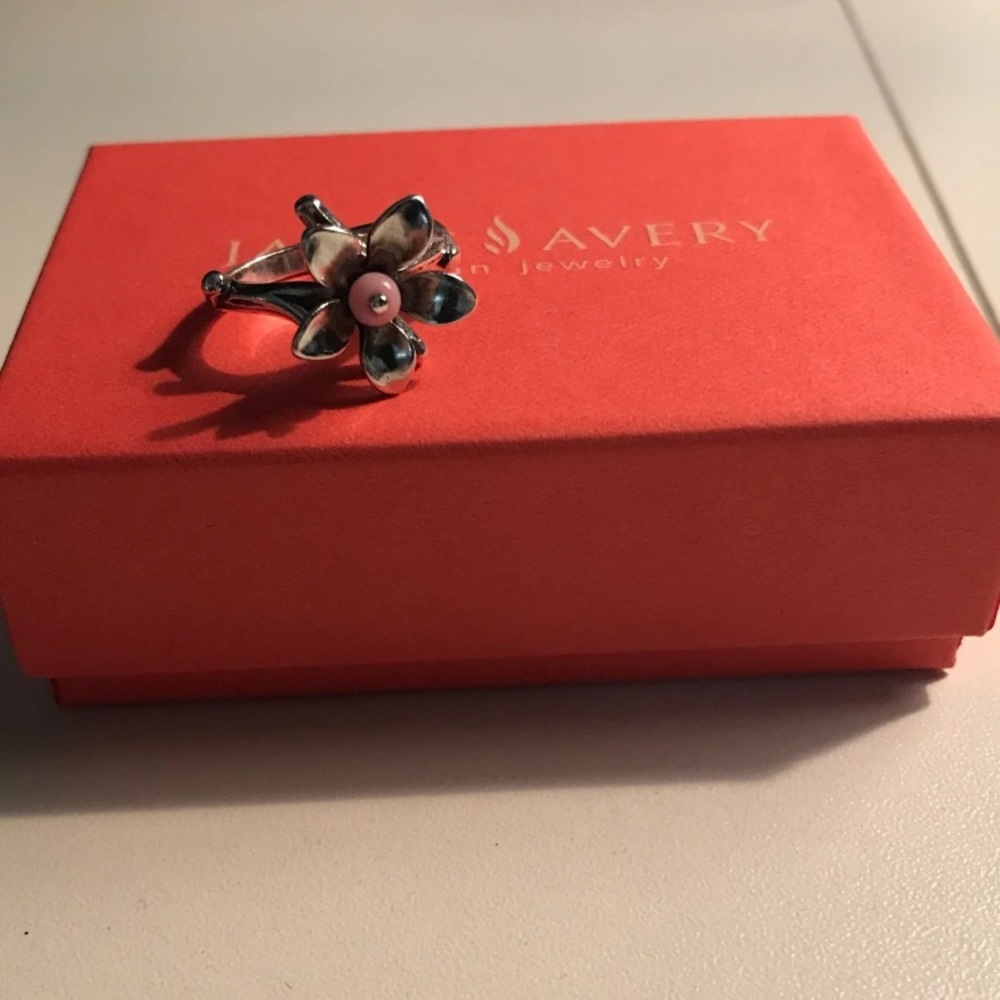 James Avery Flower Ring With Glass Bead